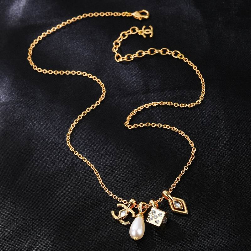 Chanel Necklace 03yxs184